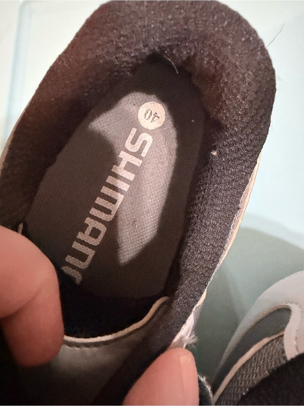 Shimano womens White and Gray Cycling Sneakers size 40/7us - Picture 4 of 5